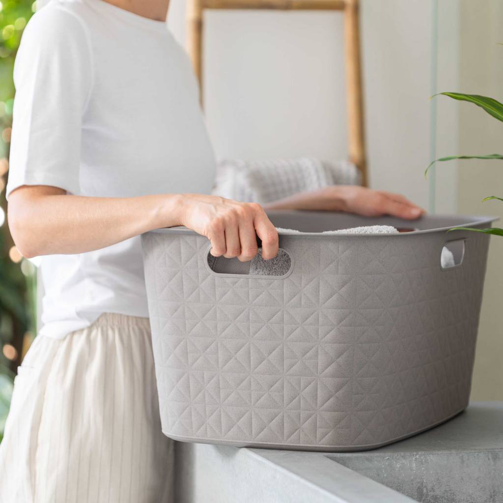 https://nowy.zarzadzanie-dajar.pl/media/catalog/product/1/2/123618_softex_laundry_basket_45_lt_4_.jpg