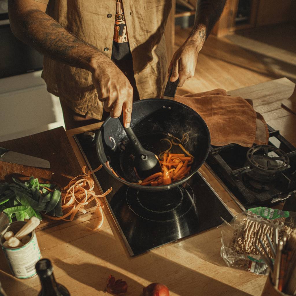 https://nowy.zarzadzanie-dajar.pl/media/catalog/product/3/1/31686_1072313_functional_form_wok_28cm_ceramic_100pct_300dpi_2_.jpg