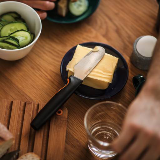 https://nowy.zarzadzanie-dajar.pl/media/catalog/product/6/4/6424002012917_-_fiskars_environmental_ff_butter_knife_1057546.jpg