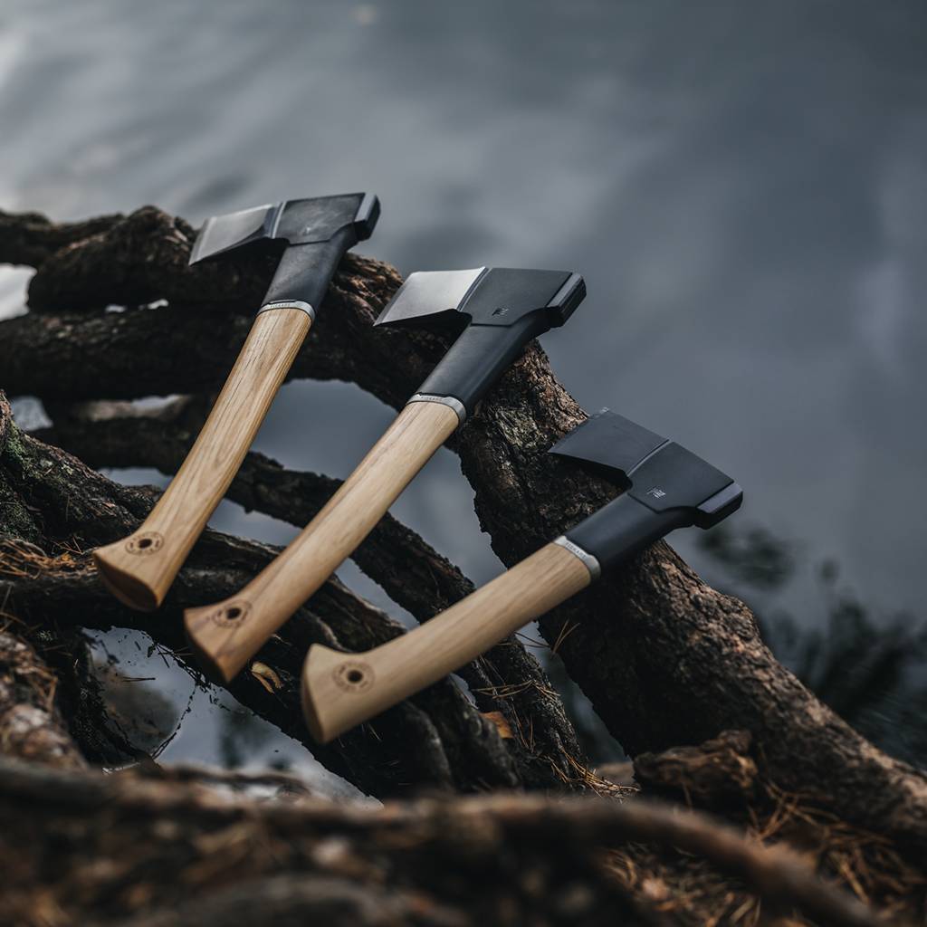 https://nowy.zarzadzanie-dajar.pl/media/catalog/product/f/i/fiskars_environmental_norden_axe_family_1051142_1051143_1051144_02_2.jpg