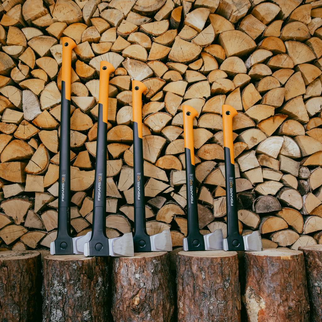 https://nowy.zarzadzanie-dajar.pl/media/catalog/product/f/i/fiskars_xseries_splitting_axes_group_01_1x1.jpg